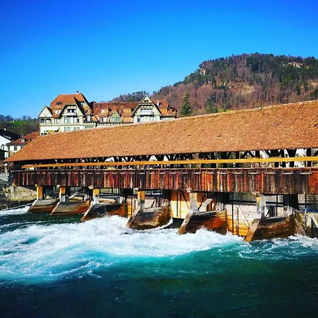 Thun Alps Scenic Views And Concierge By Swisshut Chalé