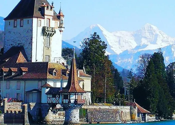 Chalé Thun Alps Scenic Views And Concierge By Swisshut *